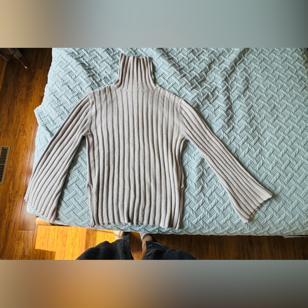 The Curated Ribbed Turtleneck | Size M | Grey Melange